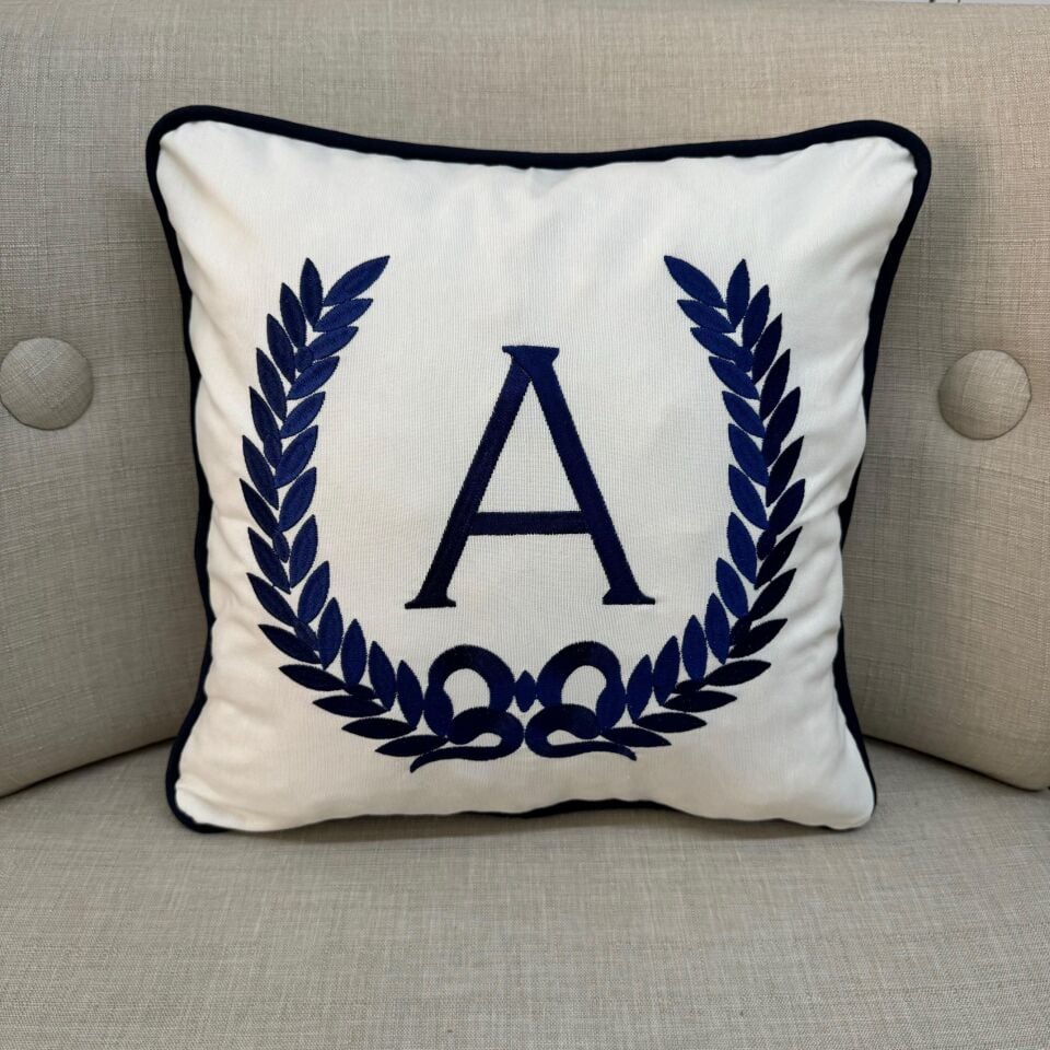 Lacivert Çelenk Nakışlı/Biyeli A Harfi Kırlent Kılfı