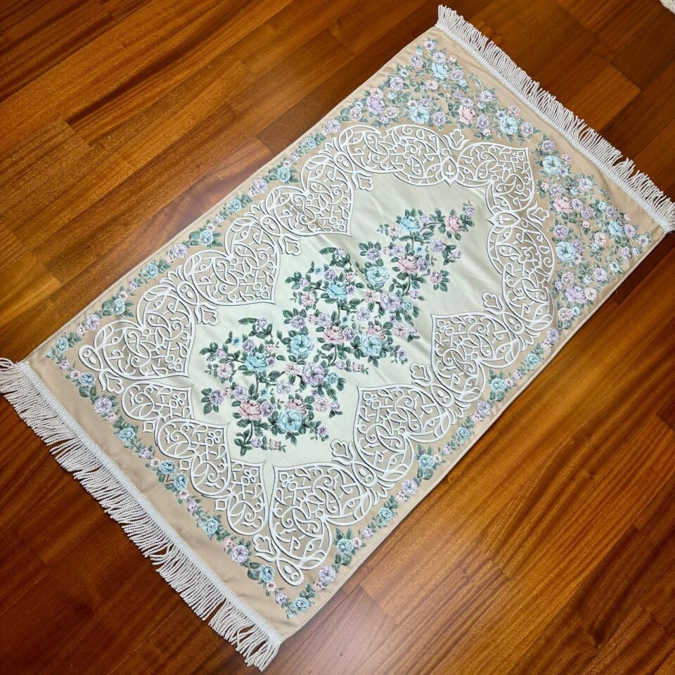 Goblen Desenli Saten Dokuma Seccade Bej