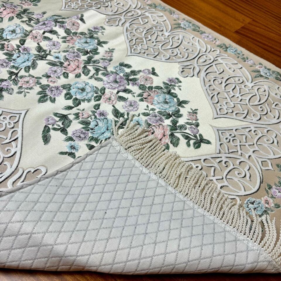 Goblen Desenli Saten Dokuma Seccade Bej