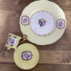 El Boyaması Gülfem Pasta-Tatlı Tabağı (lila) sarı