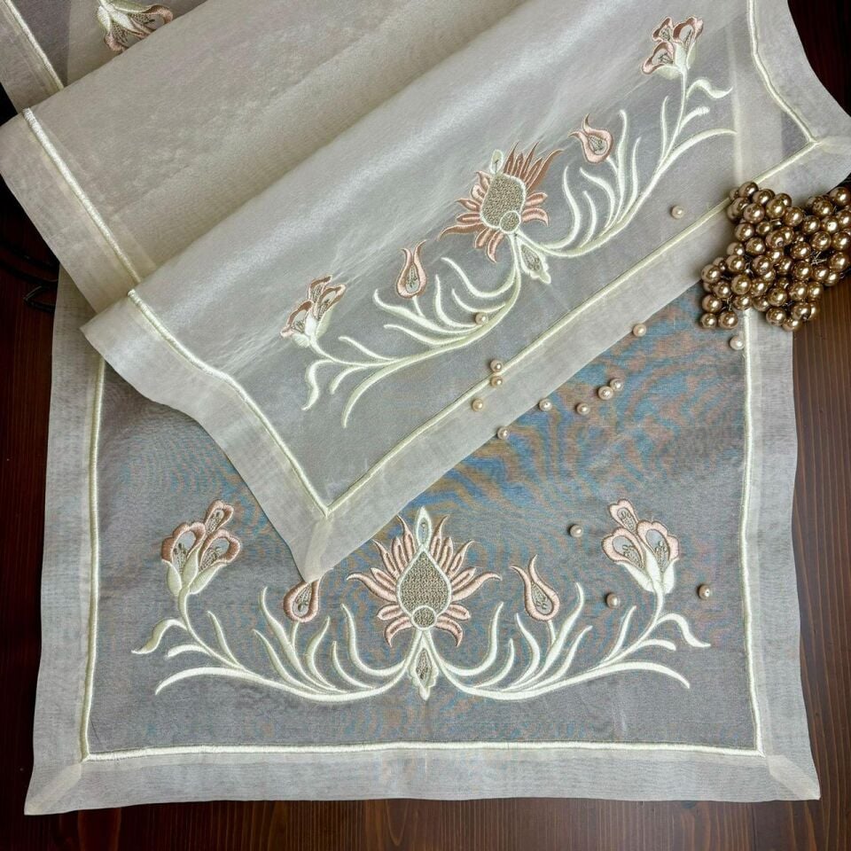 Ödemiş İpeği Hatayi Nakışlı İki Parça Salon Takımı