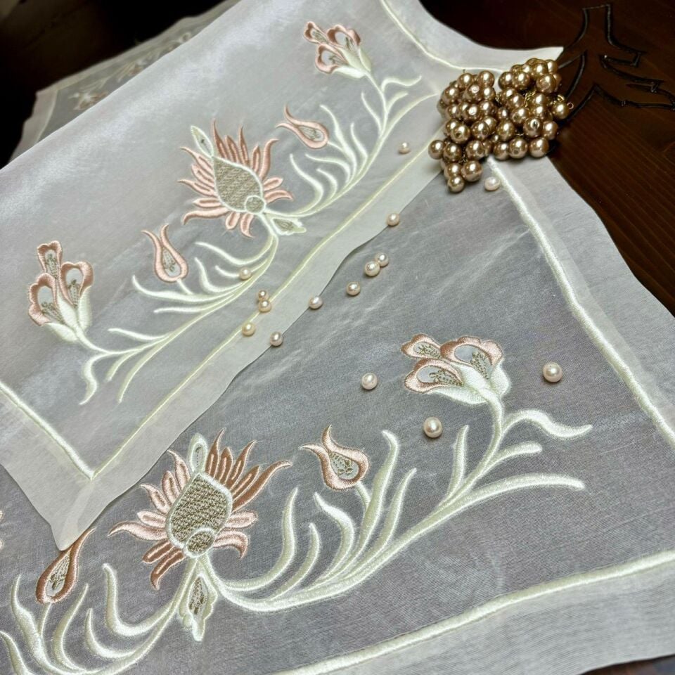 Ödemiş İpeği Hatayi Nakışlı İki Parça Salon Takımı