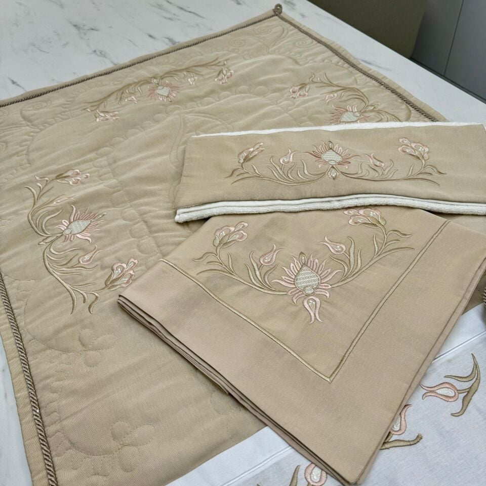 Hatayi Nakışlı 5 Parça Seccade/Bohça Takımı Bej