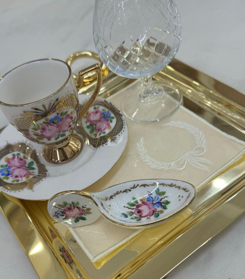 El Boyaması Kaşık Lokumluk Beyaz