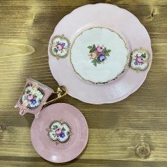 El Boyaması Gülfem Pasta-Tatlı Tabağı (sarı) pembe