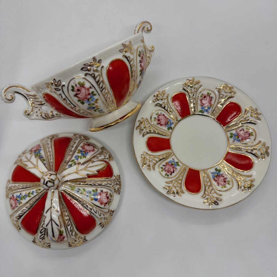 El Boyaması Kırmızı Sultan Şekerlik