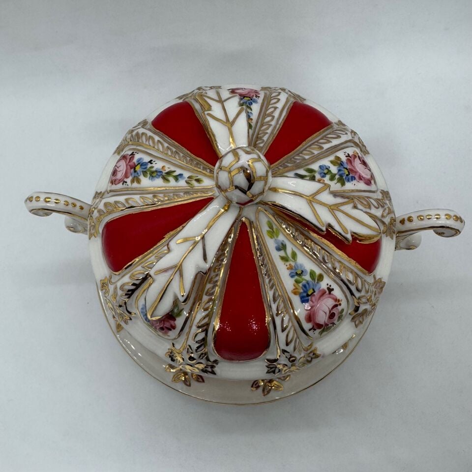 El Boyaması Kırmızı Sultan Şekerlik