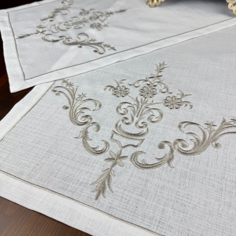 Gri Sarma Nakışlı İki Ucu İşlemeli Runner