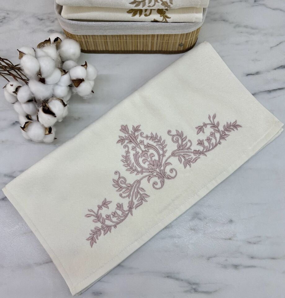 Sarma Nakışlı Kadife Havlu Pudra