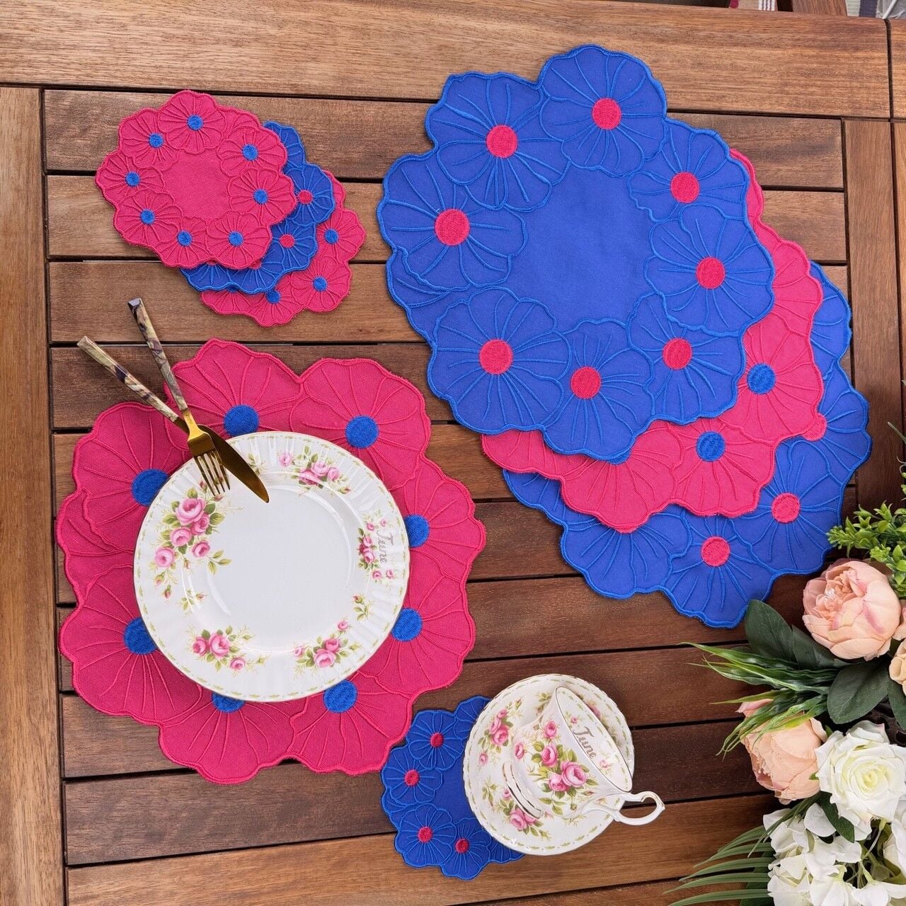 Floral 4'lü Amerikan Servis