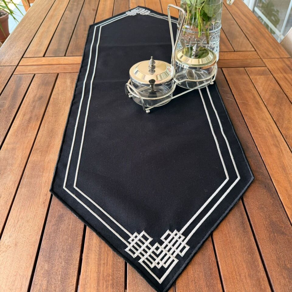 Siyah Gri Nakışlı Runner
