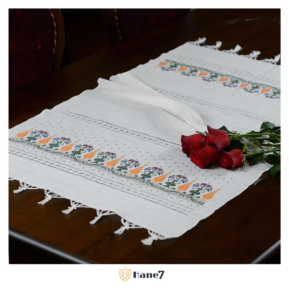 Ajurlu Dokuma Üzerine Kaneviçe Tel Kırma El İşlemesi Örtü Büyük Boy