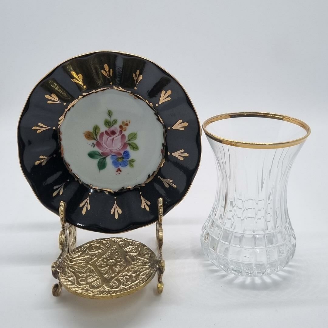 El Boyaması Klasik Çay Tabağı siyah