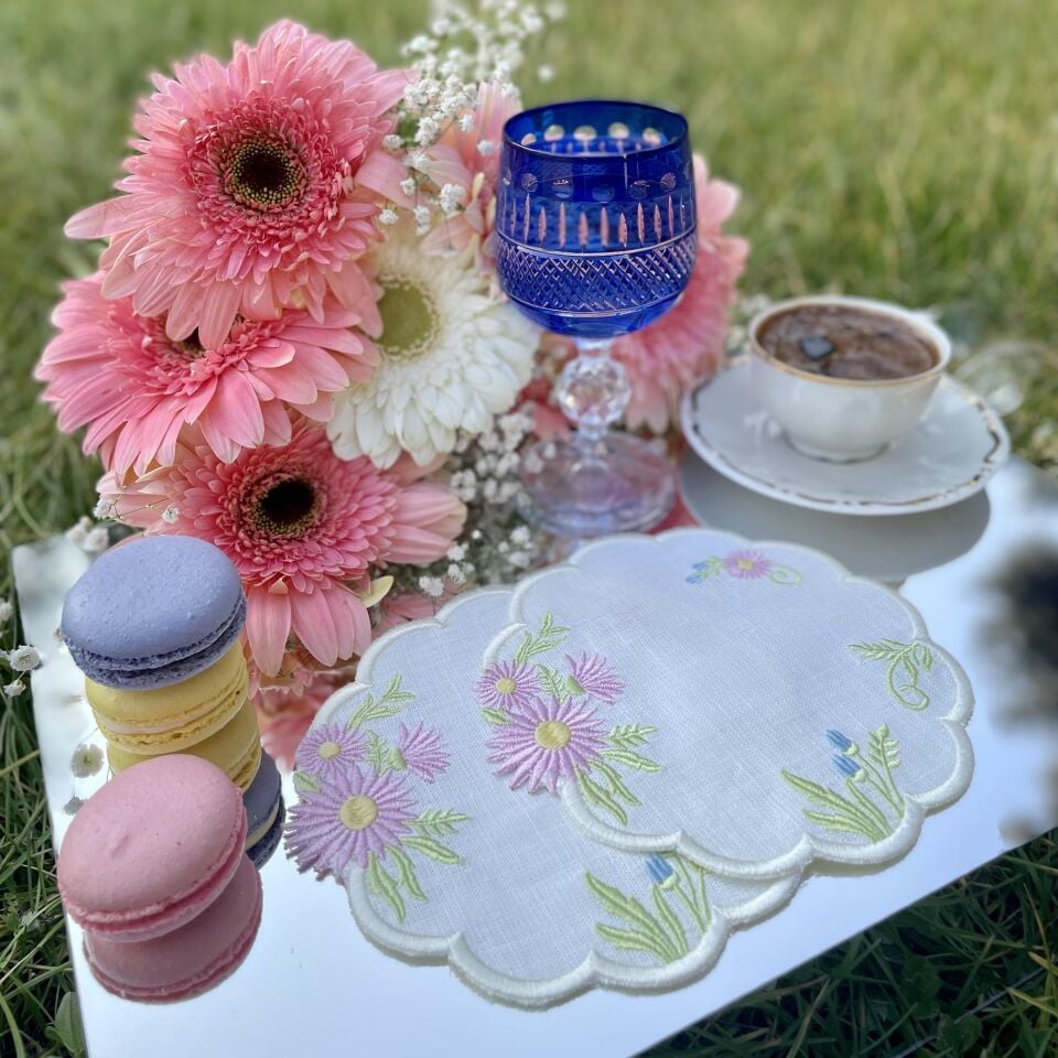 2'li Gerbera İşlemeli Keten Kokteyl Peçete