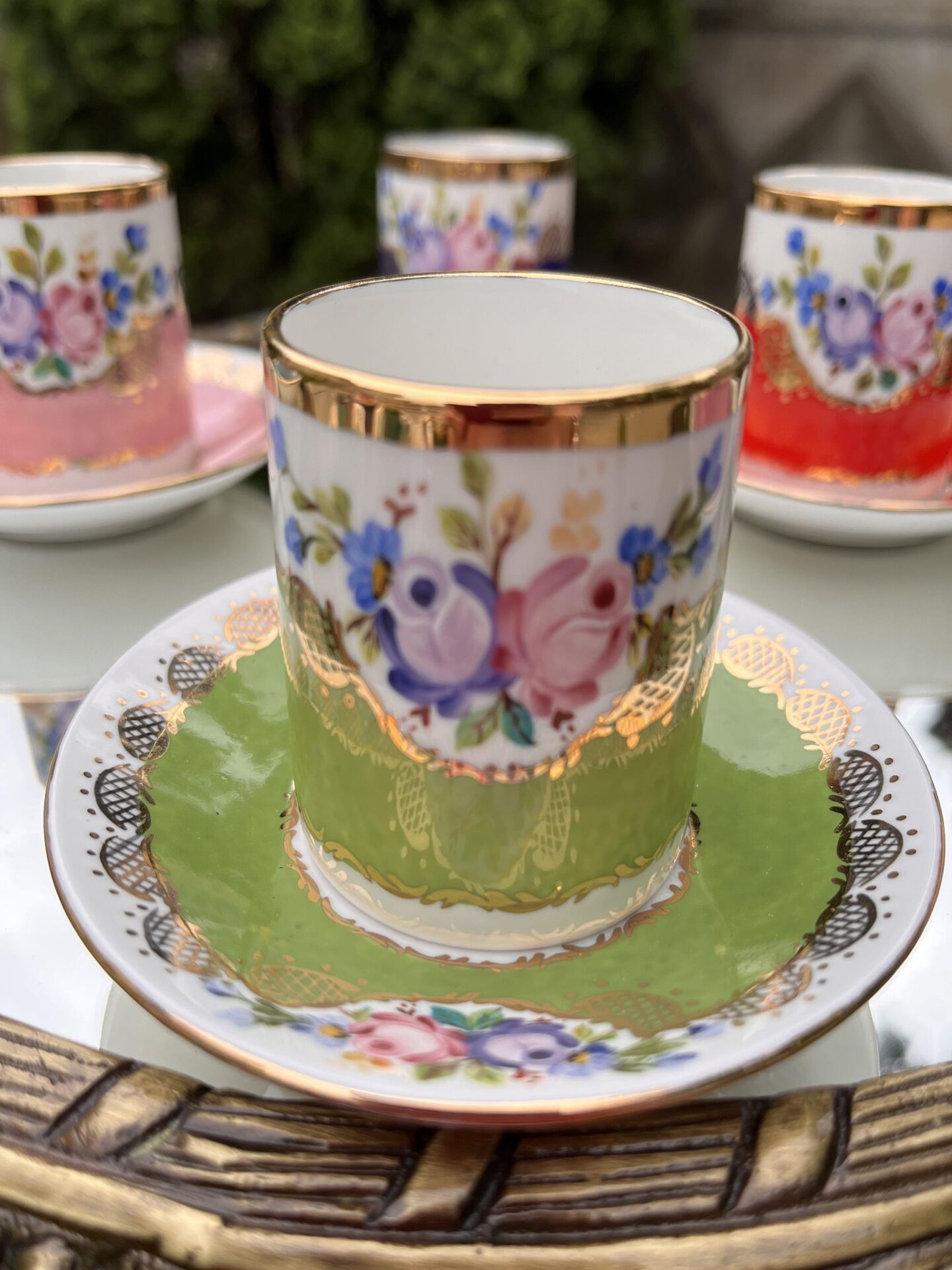 El Boyaması Leyla Fincan Açık Yeşil