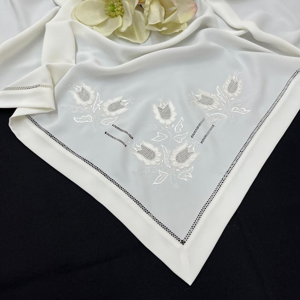 Filtreli Aplikeli İpek Krep Tek Bohça