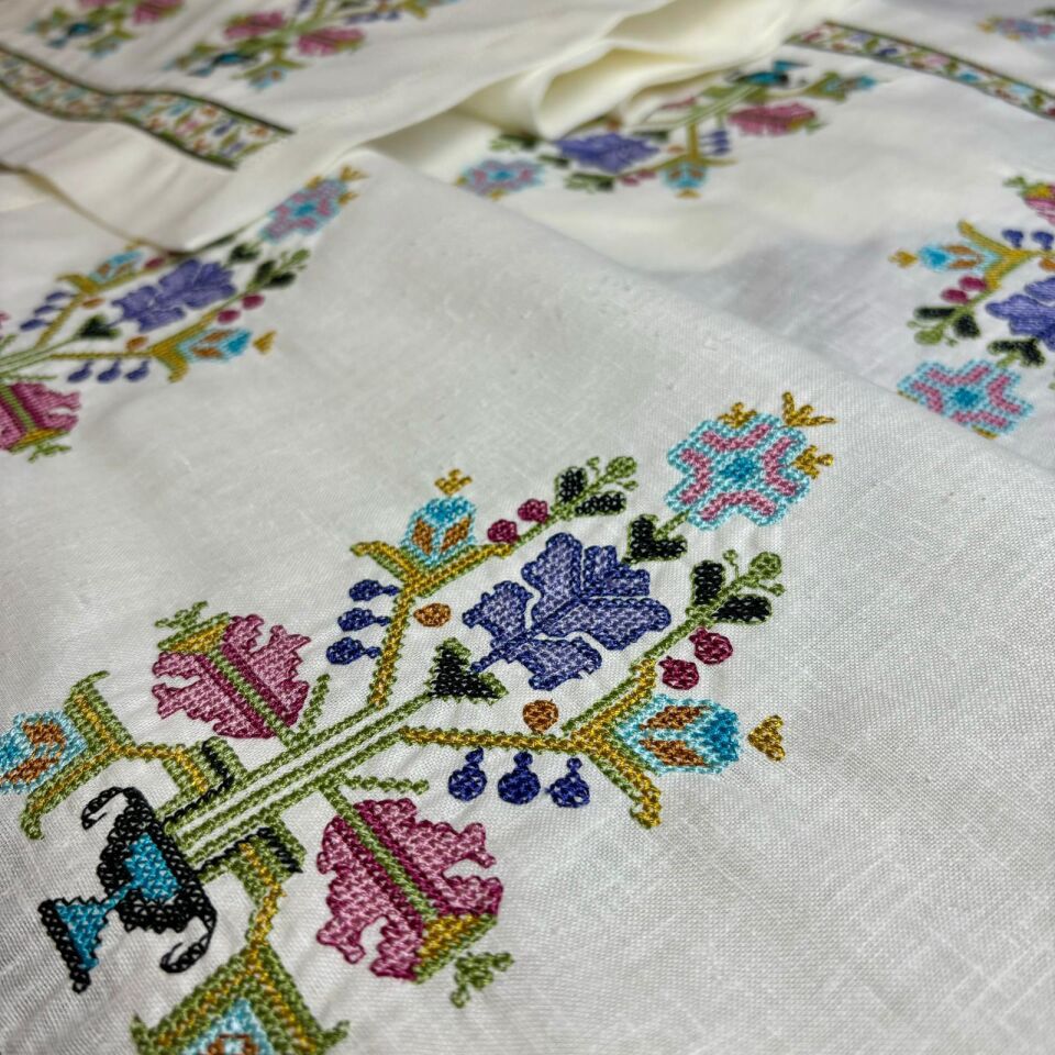 Hesap İşi İşlemeli Antikalı 3 Parça Keten Salon Takımı Lila