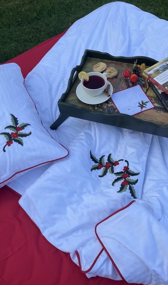 Kokina Nakışlı Nevresim Takımı