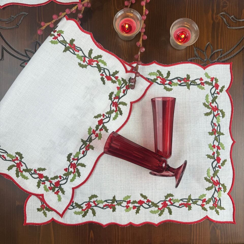 Mistletoe İşlemeli 2'li Amerikan Servis
