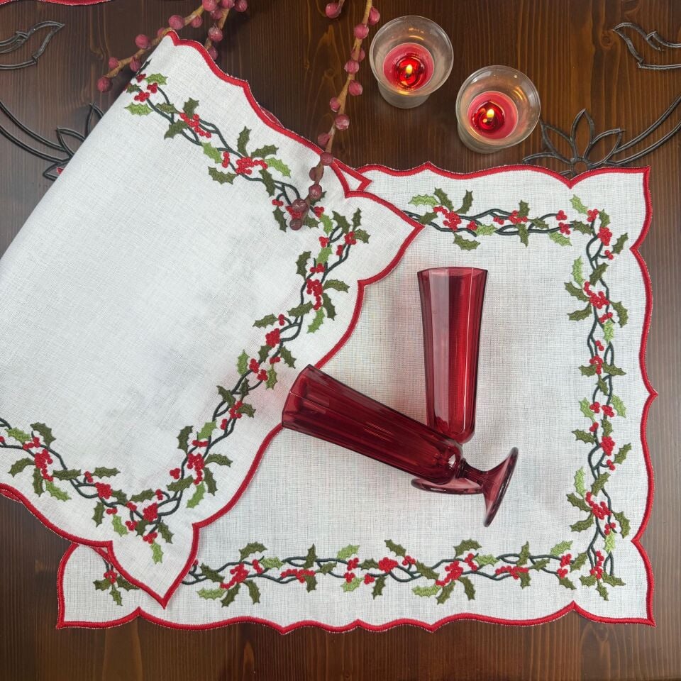 Mistletoe İşlemeli 2'li Amerikan Servis