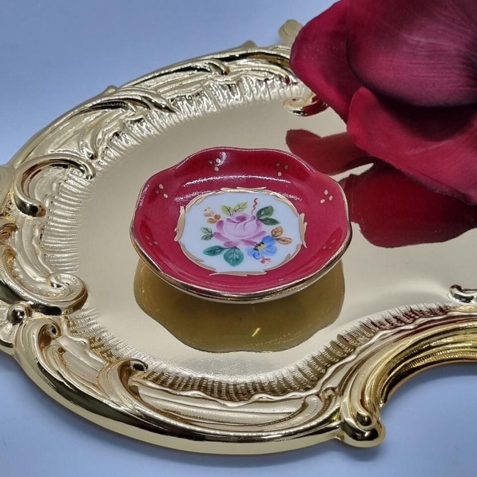 El Boyaması Çiçek Lokumluk Kırmızı