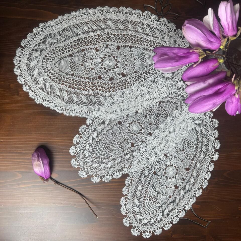 El İşi İğne Oyası Tek Motifli 3 Parça Oval Örtü