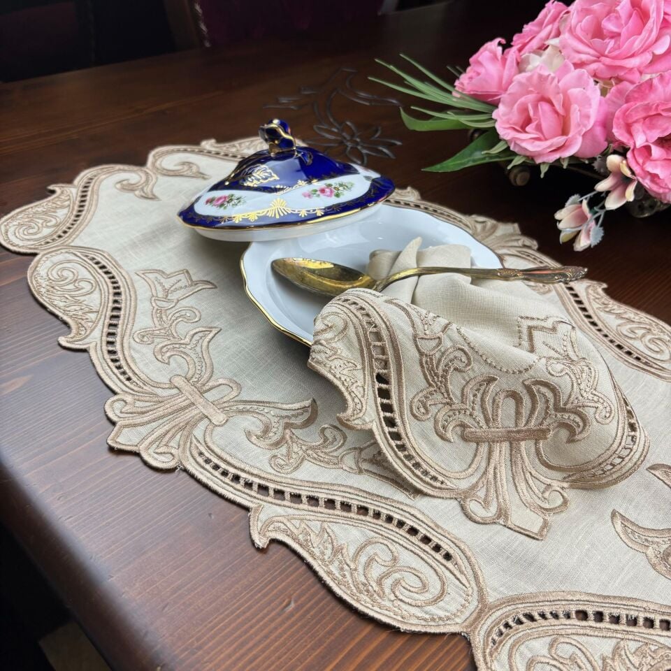 Royal Bej Keten Delik İşi Amerikan Servis-Peçete