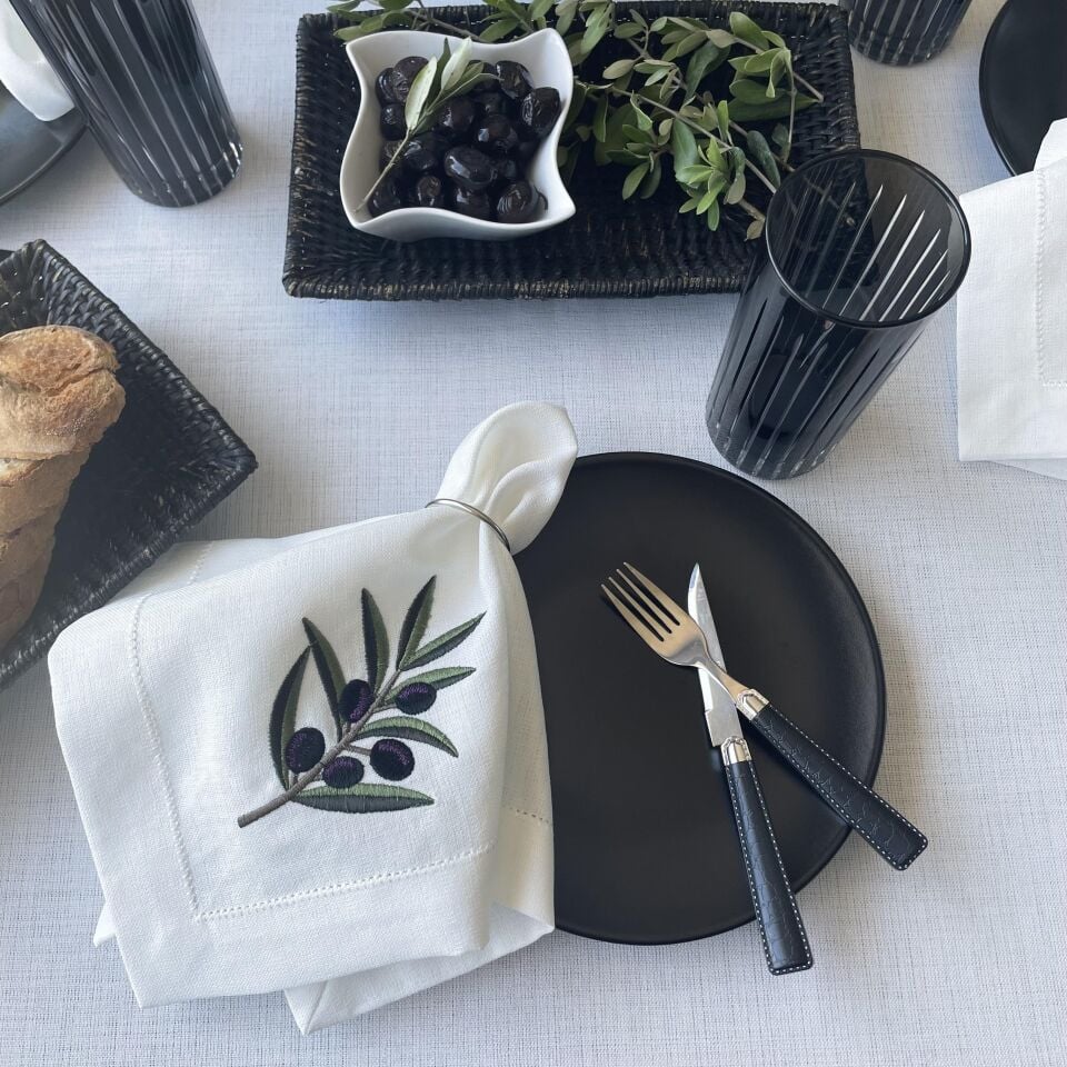 Zeytin Dalı Nakışlı Masa Örtüsü Ve Peçete
