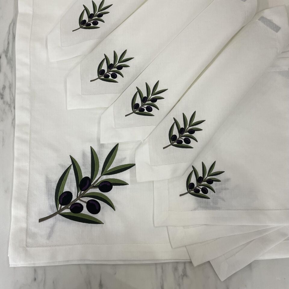 Zeytin Dalı Nakışlı Masa Örtüsü Ve Peçete
