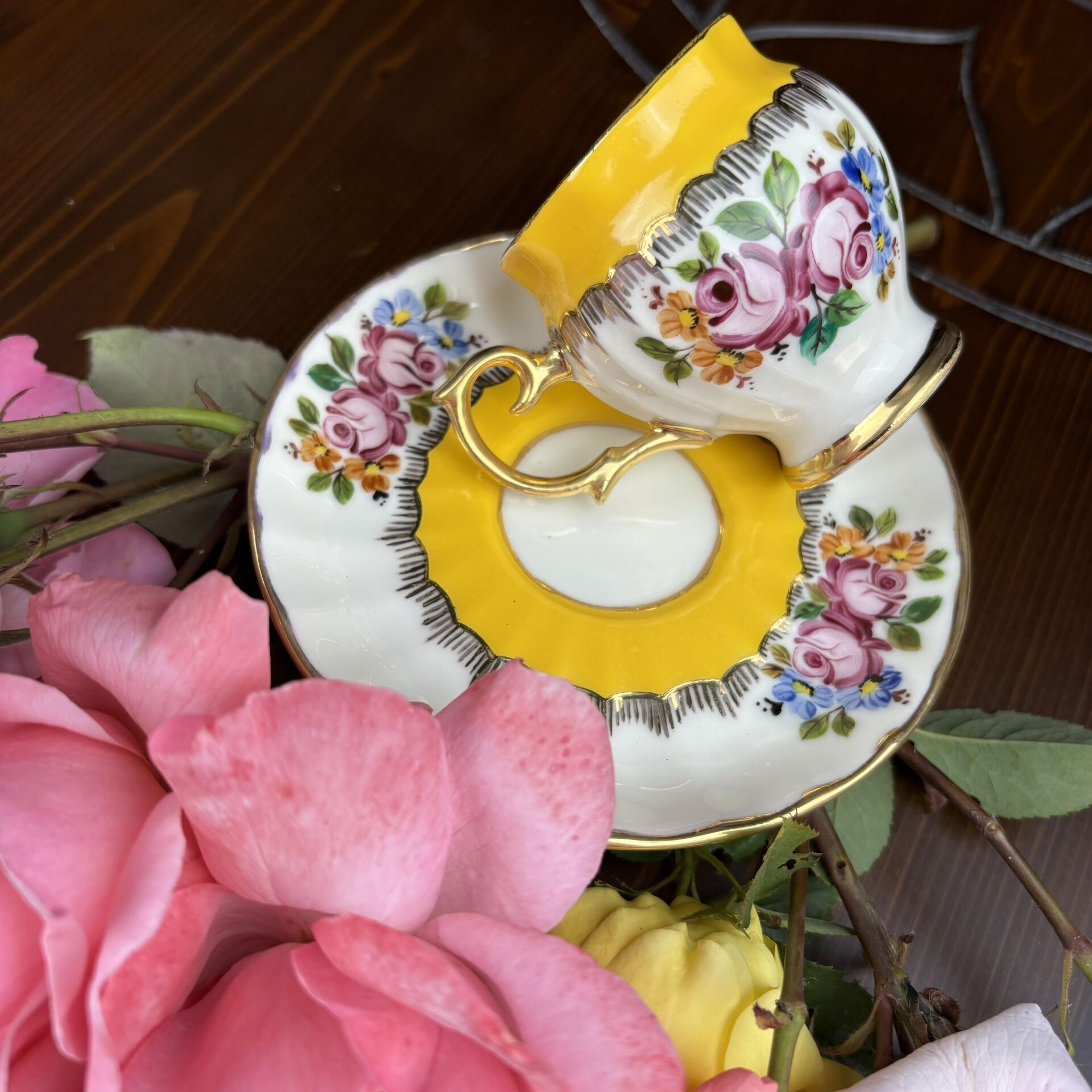 El Boyaması Melike Fincan Sarı